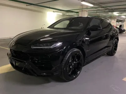 Lamborghini Urus 4.0 V8 Akrapovic