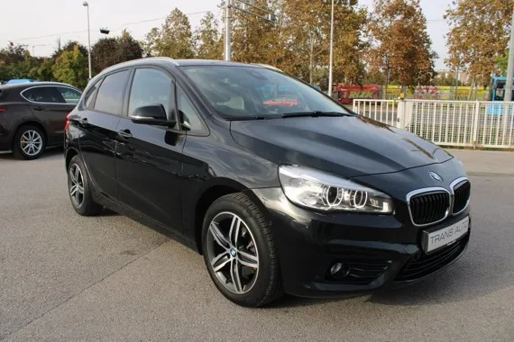 BMW serija 2 218d Active Tourer AUTOMATIK *NAVIGACIJA,LED* Image 3