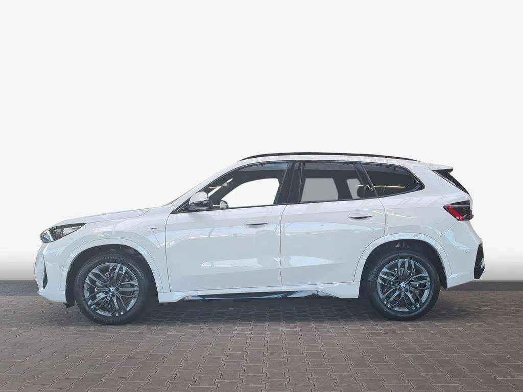 BMW X1 Image 1